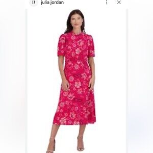 Julia Jordan Mock Tie‎ Neck short sleeve dress. NWT. Retail 119